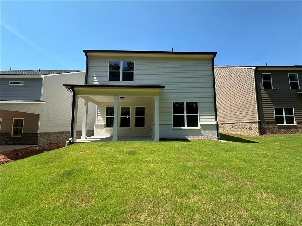 97 Avian Way Auburn, GA 30011