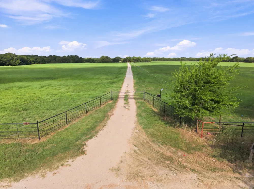 1131 Vz CR 3815 Wills Point, TX 75169
