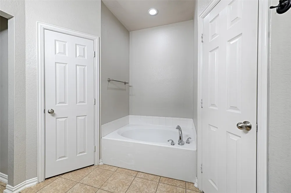 122 Chinaberry Trail Forney, TX 75126