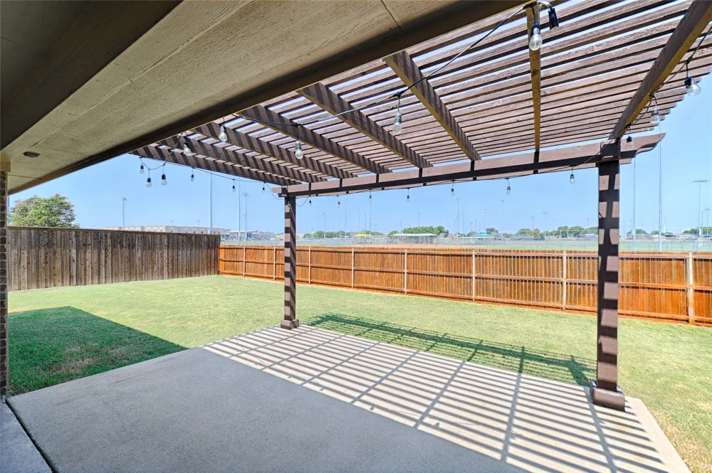 122 Chinaberry Trail Forney, TX 75126