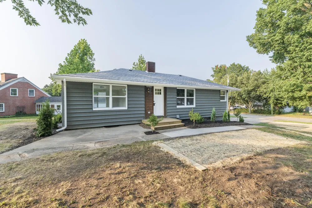 512 Green Street Dowagiac, MI 49047