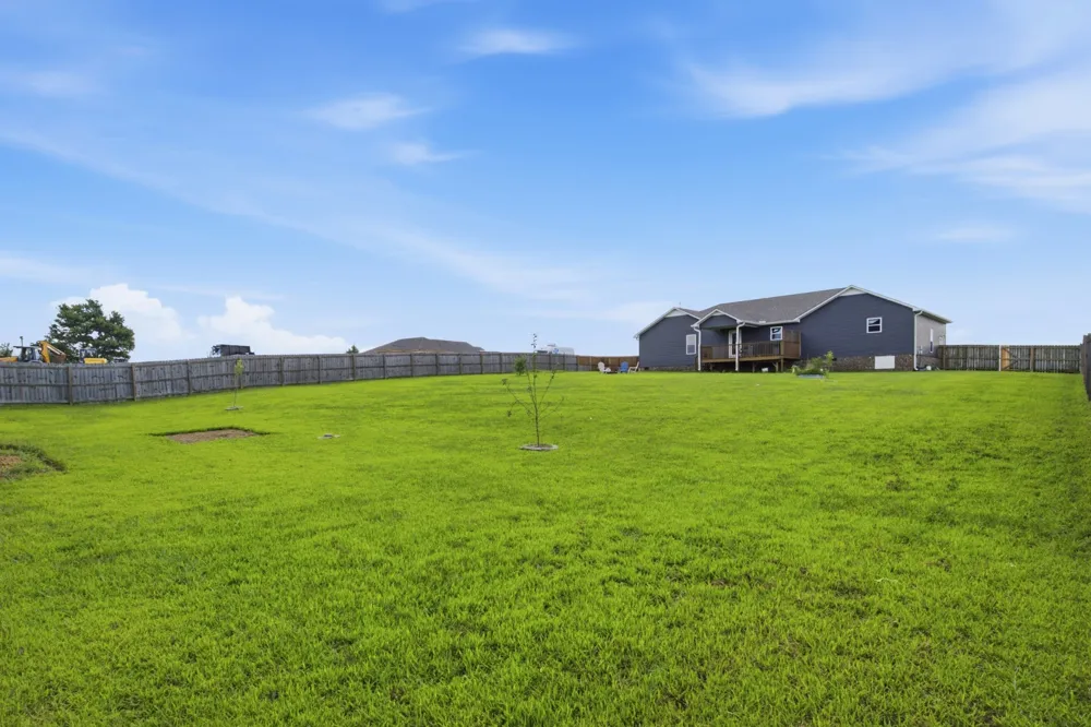 450 N Point Dr Summertown, TN 38483