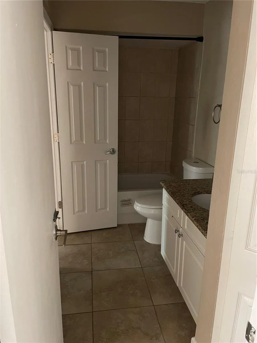 4512 COMMANDER DRIVE #1725 Orlando, FL 32822