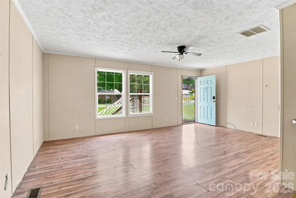 121 Pine State Road Troutman, NC 28166