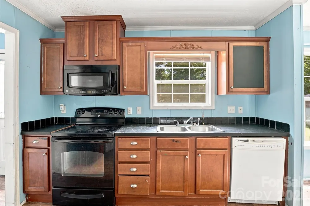 121 Pine State Road Troutman, NC 28166