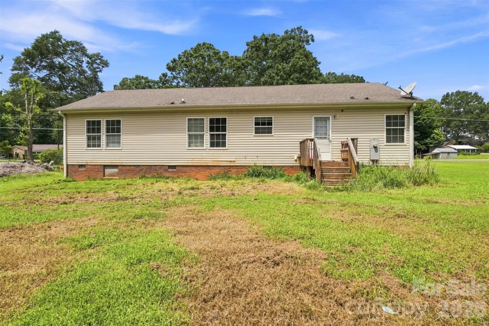 121 Pine State Road Troutman, NC 28166