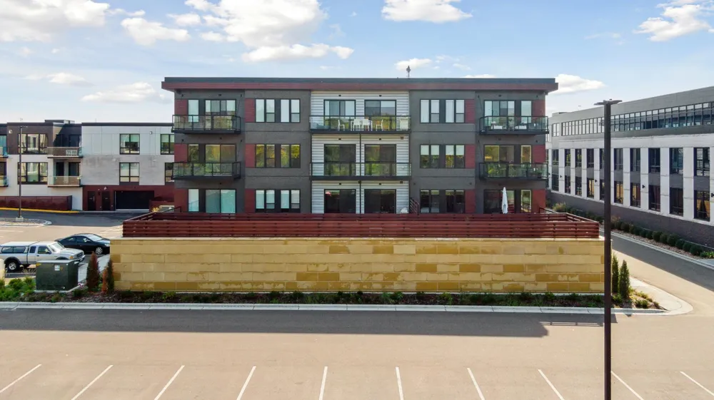 253 Lake Street E #305 Wayzata, MN 55391