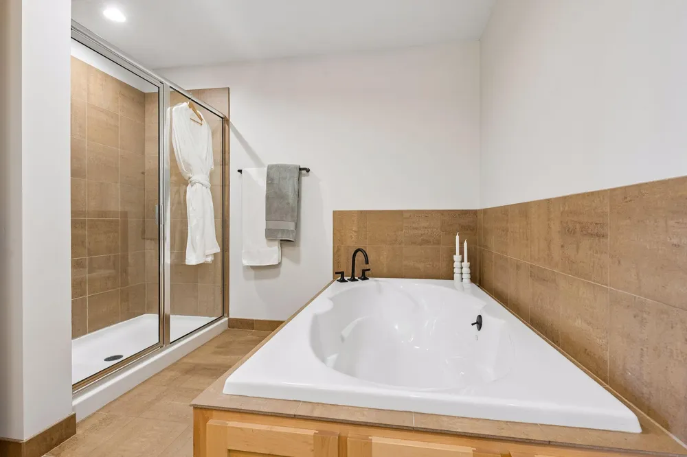 4201 Sunset Drive #N305 Spring Park, MN 55384
