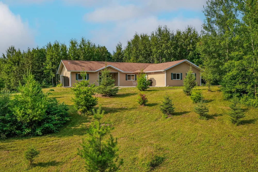22275 Walkerbrook Drive Bagley, MN 56621