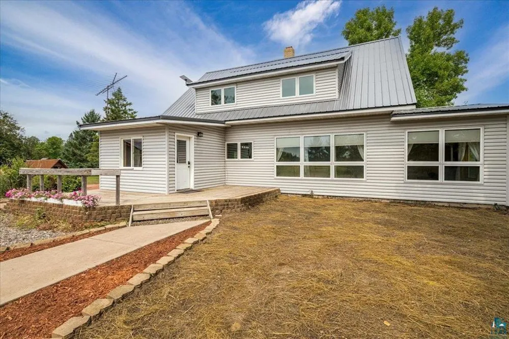 12428 Tamarack Road Floodwood, MN 55736