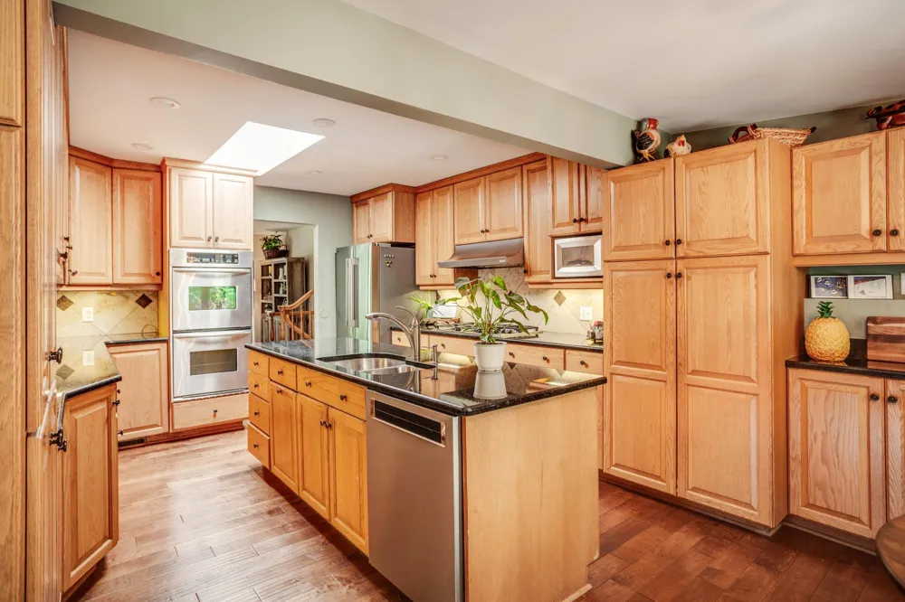 1395 Farmdale Road Mendota Heights, MN 55118