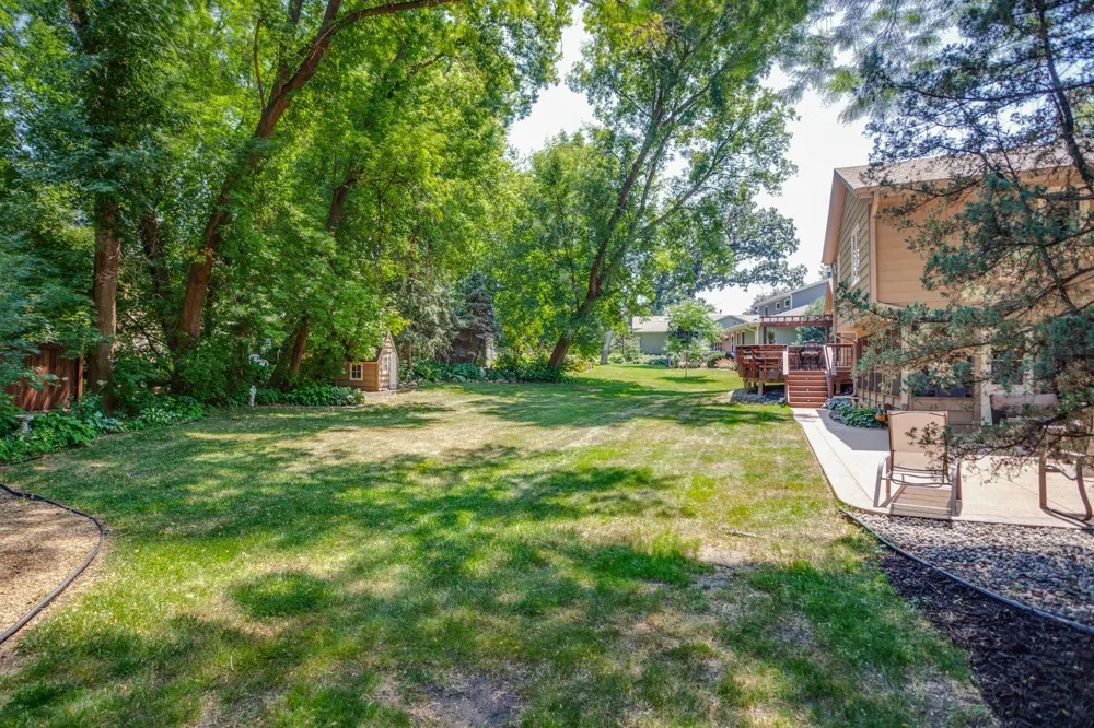 1395 Farmdale Road Mendota Heights, MN 55118