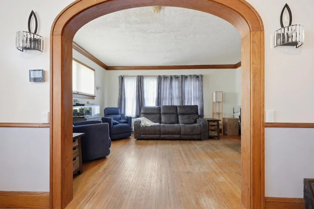 120 Park Place W Norwood Young America, MN 55368