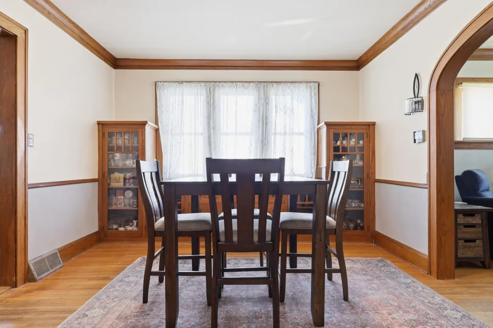 120 Park Place W Norwood Young America, MN 55368