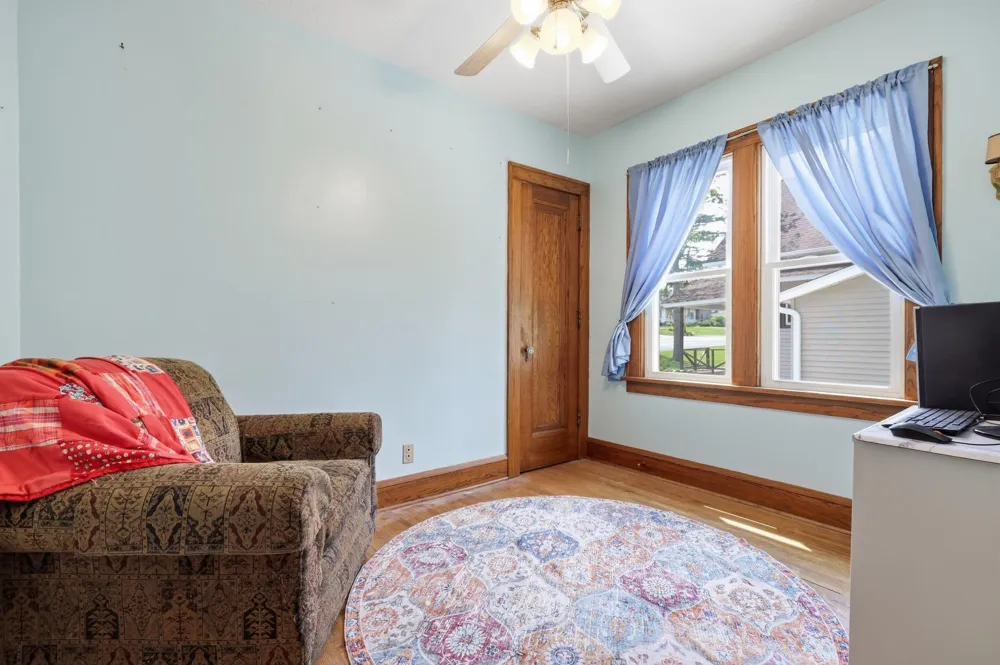 120 Park Place W Norwood Young America, MN 55368