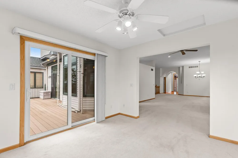 10471 Spyglass Drive Eden Prairie, MN 55347