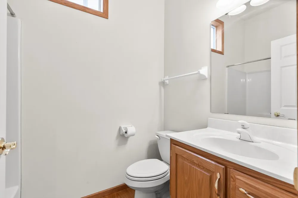 10471 Spyglass Drive Eden Prairie, MN 55347
