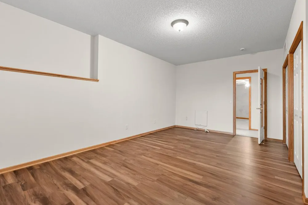 10471 Spyglass Drive Eden Prairie, MN 55347