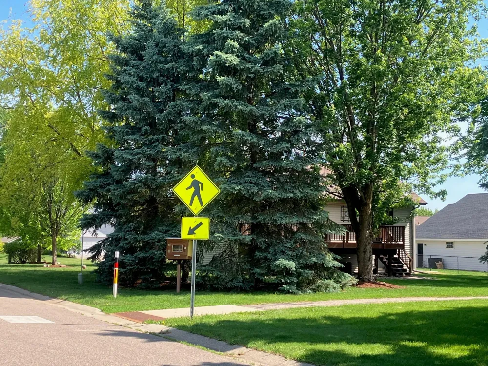 1449 Aretz Court Victoria, MN 55386