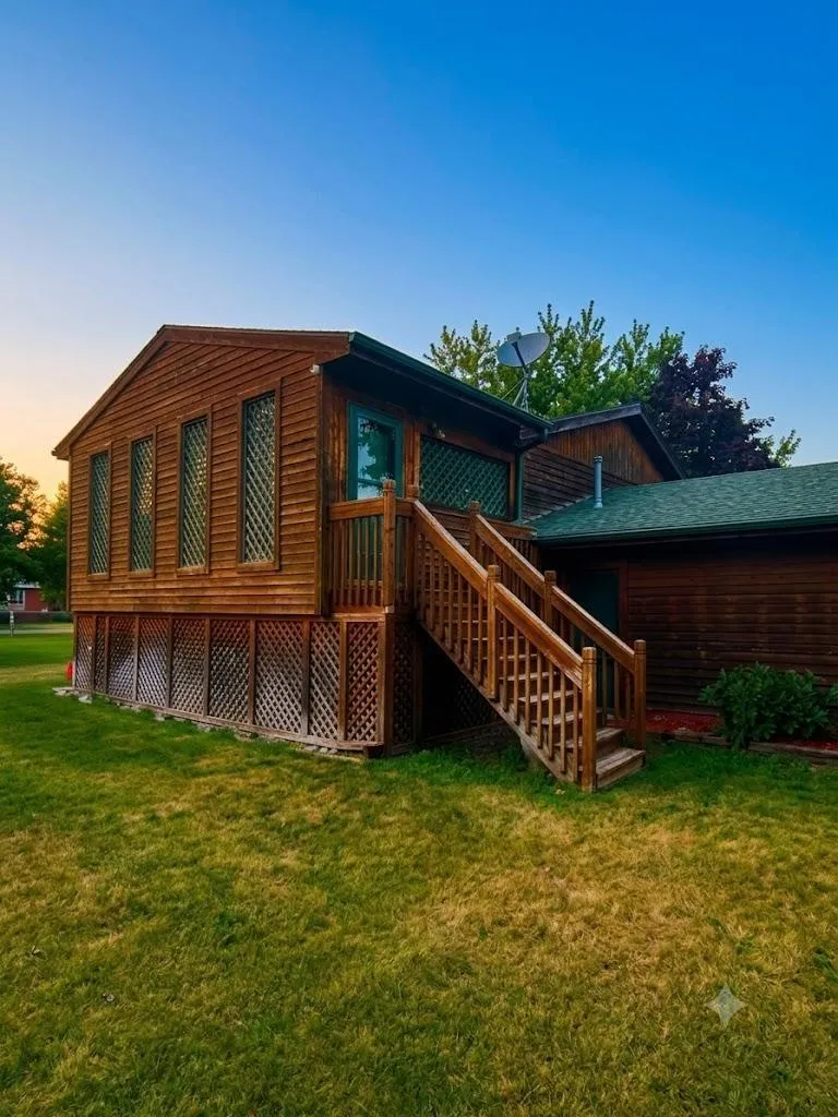 24 Bluffview Court Lake City, MN 55041