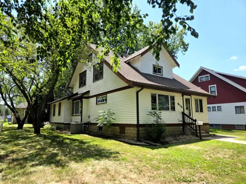 615 7th Street