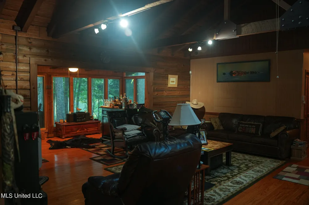 250 Rockwood Road Florence, MS 39073