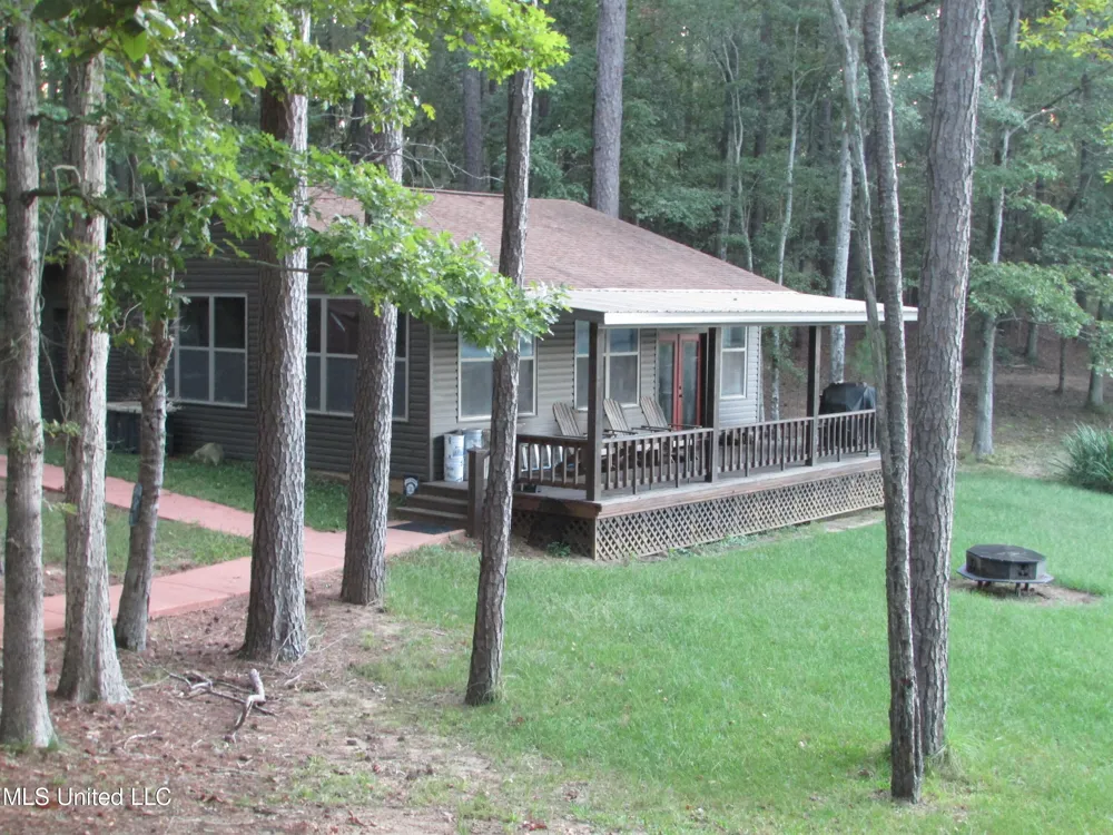 250 Rockwood Road Florence, MS 39073