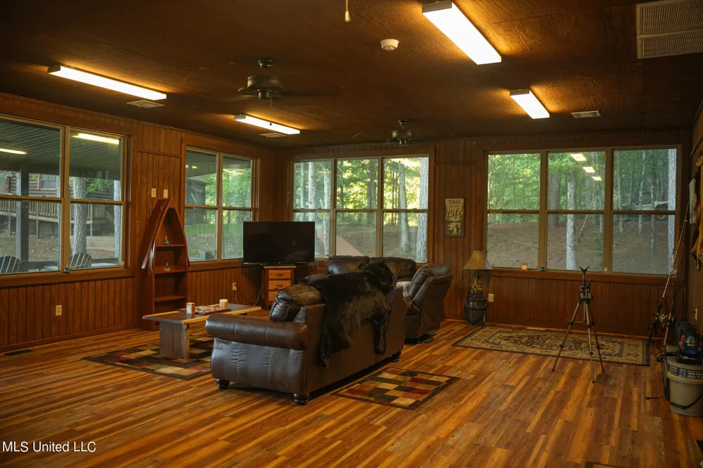 250 Rockwood Road Florence, MS 39073