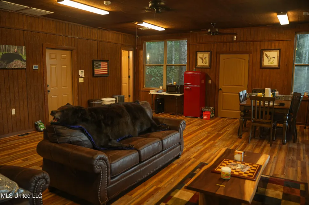 250 Rockwood Road Florence, MS 39073