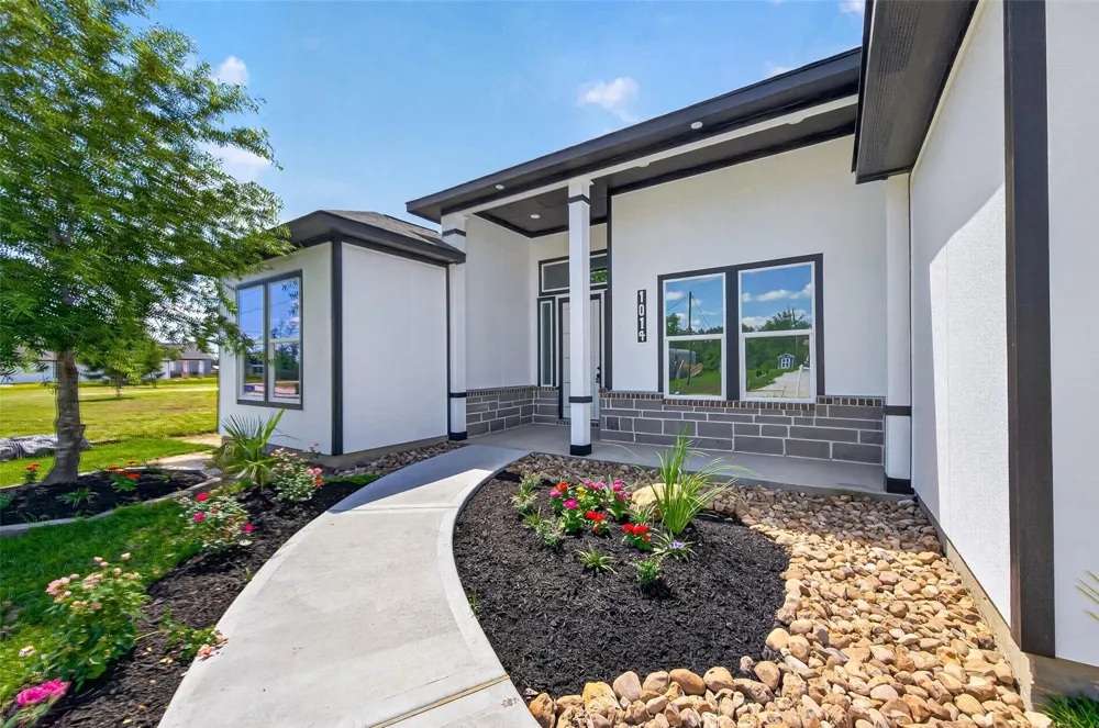 1014 Exotic Pine Drive Huffman, TX 77336