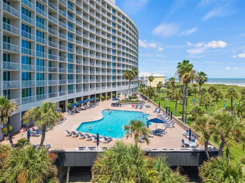 1401 E Beach Drive #809
