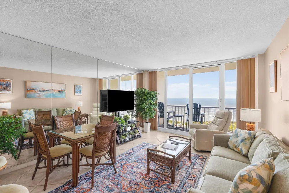 1401 E Beach Drive #809 Galveston, TX 77550