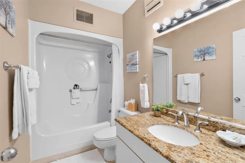 1401 E Beach Drive #809 Galveston, TX 77550
