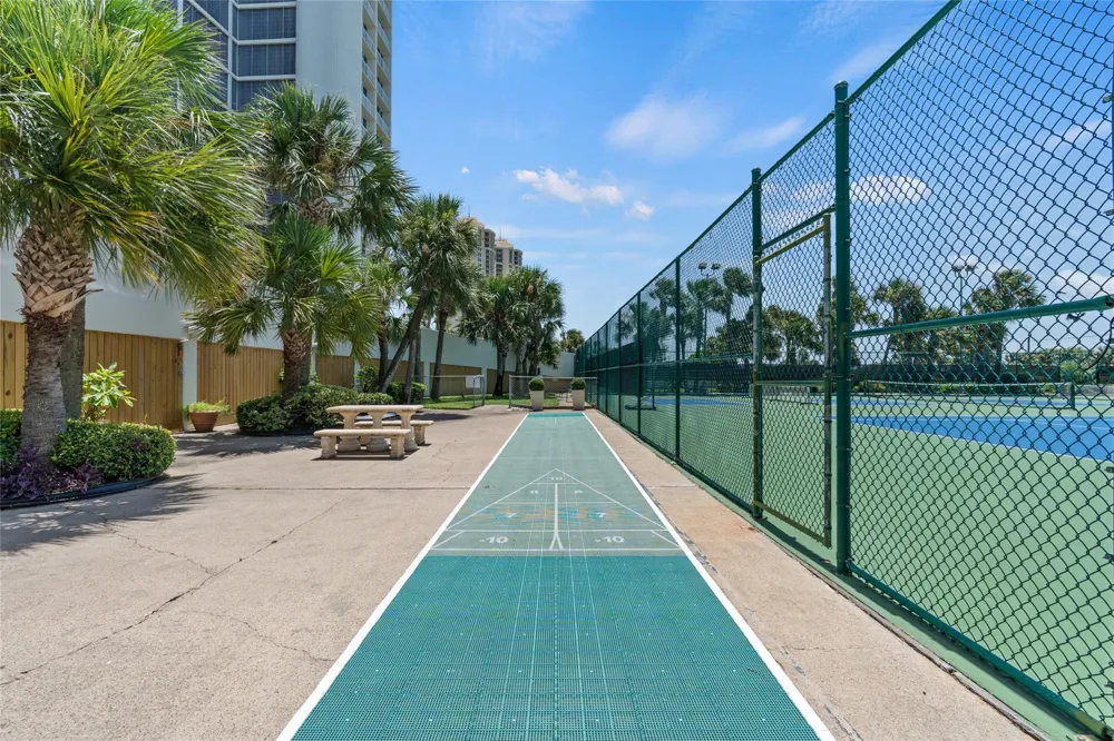 1401 E Beach Drive #809 Galveston, TX 77550