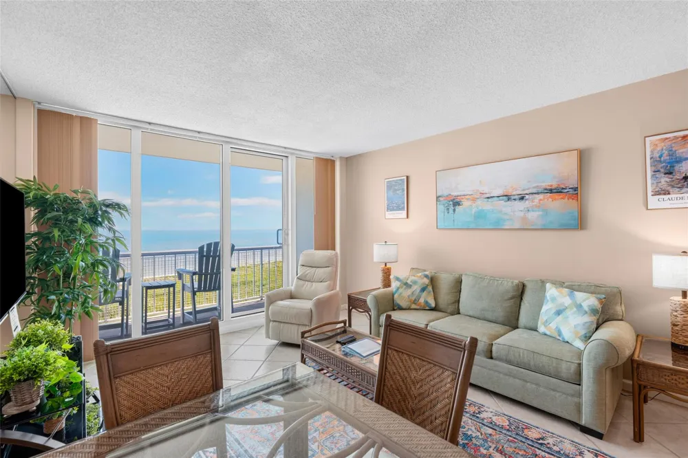 1401 E Beach Drive #809 Galveston, TX 77550