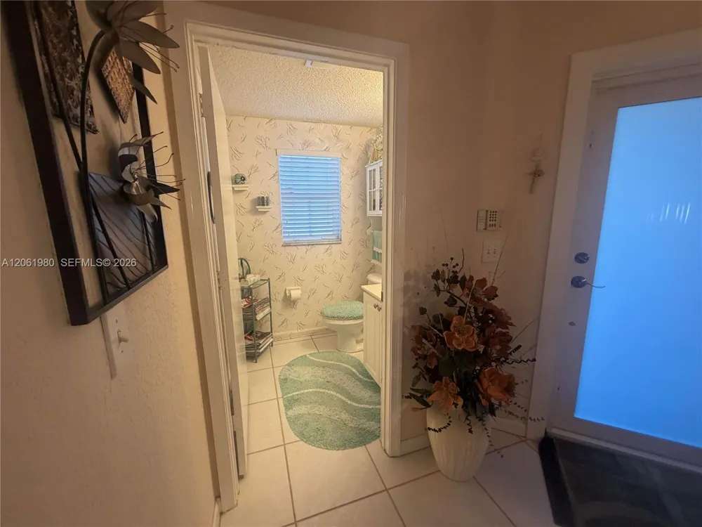 16836 SW 1st Pl Pembroke Pines, FL 33027