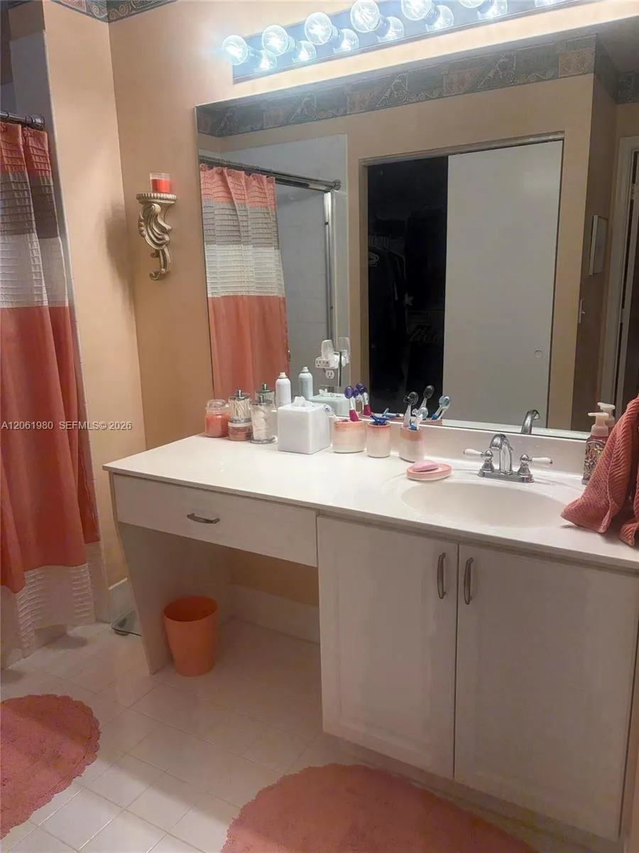16836 SW 1st Pl Pembroke Pines, FL 33027