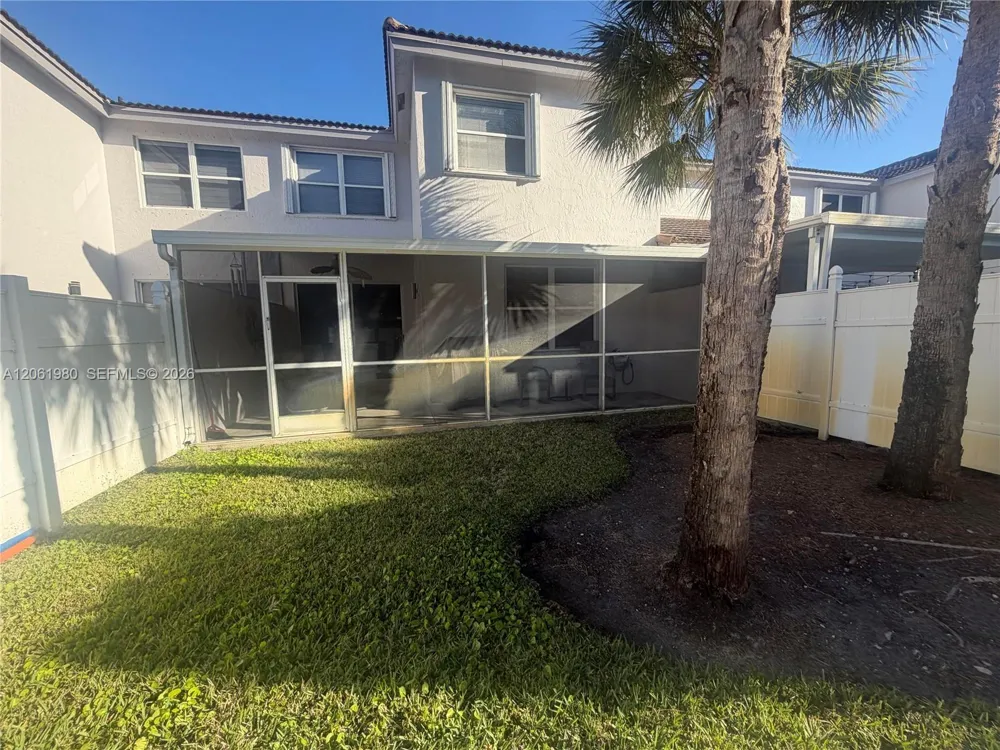 16836 SW 1st Pl Pembroke Pines, FL 33027