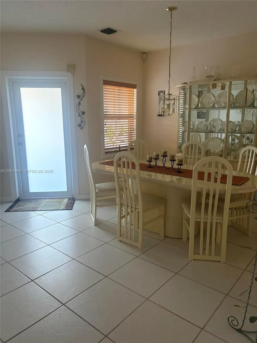 16836 SW 1st Pl Pembroke Pines, FL 33027