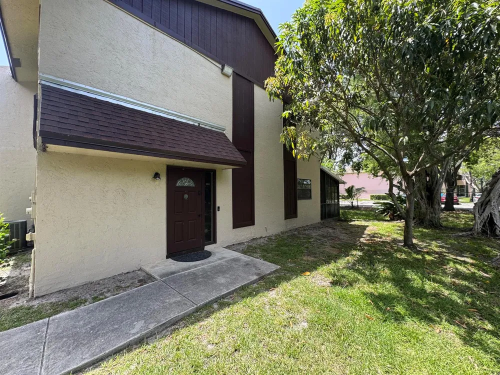 613 NW 47TH STREET Deerfield Beach, FL 33064