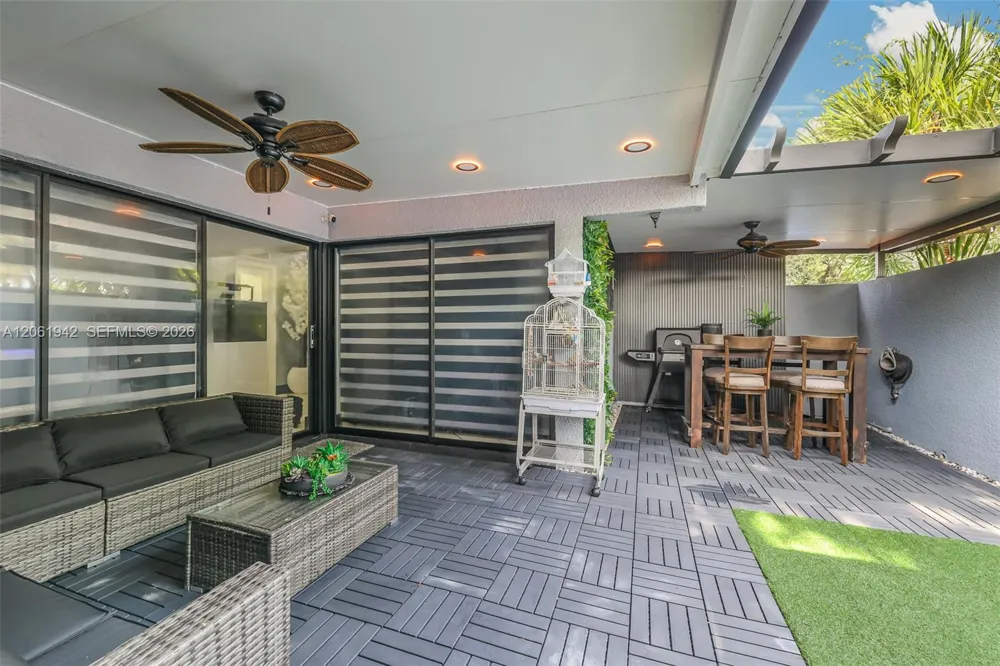6402 Windmill Gate Rd Miami Lakes, FL 33014
