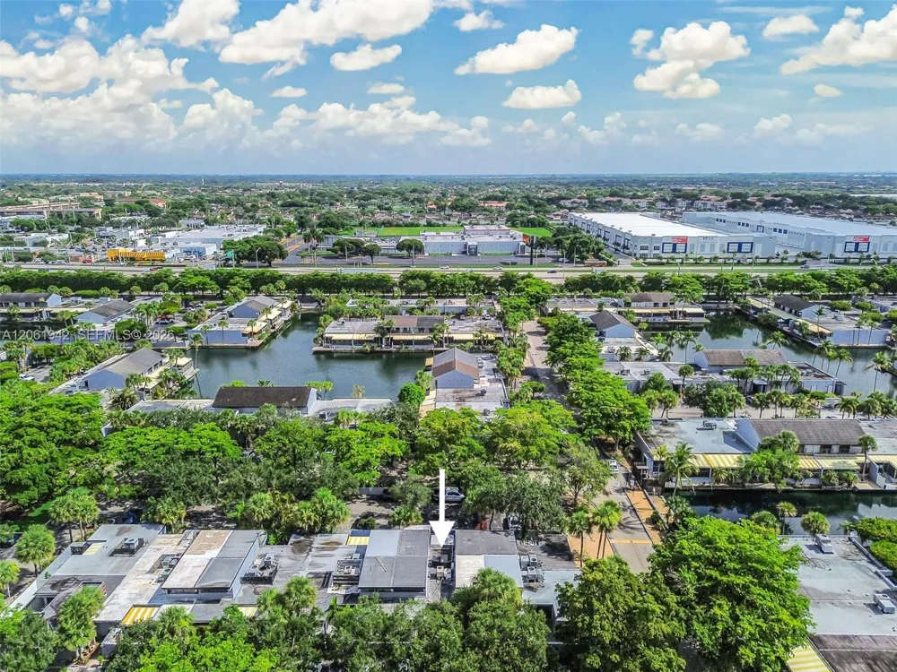 6402 Windmill Gate Rd Miami Lakes, FL 33014