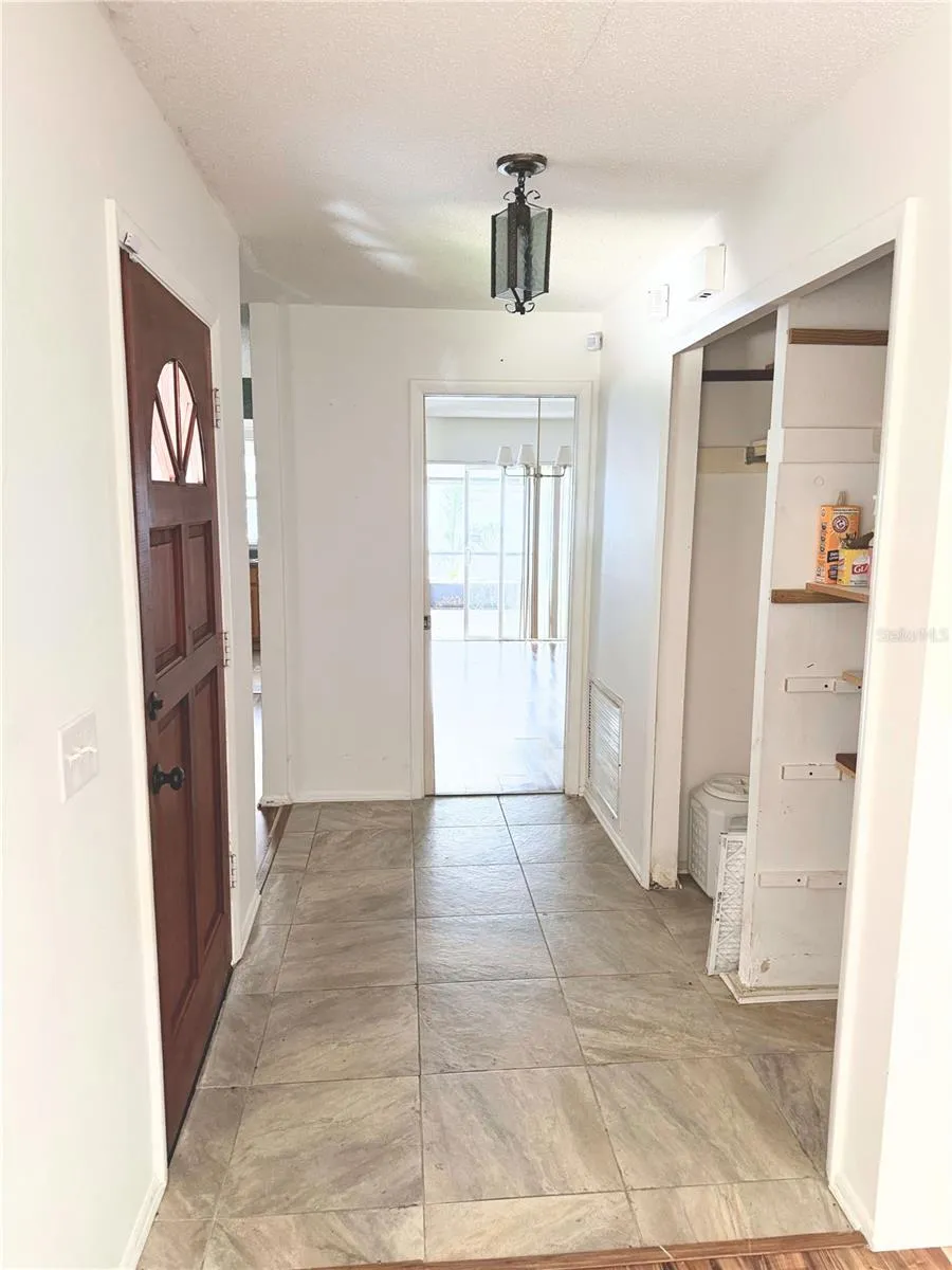 623 SWALLOW DRIVE Casselberry, FL 32707
