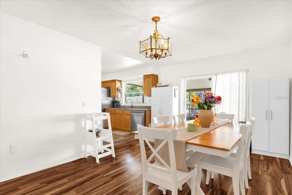 623 SWALLOW DRIVE Casselberry, FL 32707