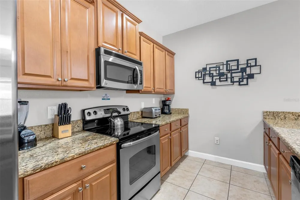 8956 CALIFORNIA PALM ROAD Kissimmee, FL 34747