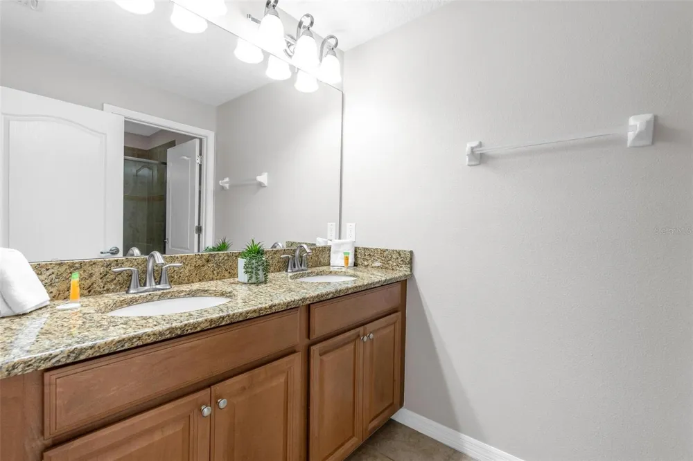 8956 CALIFORNIA PALM ROAD Kissimmee, FL 34747