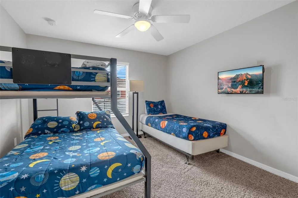 8956 CALIFORNIA PALM ROAD Kissimmee, FL 34747