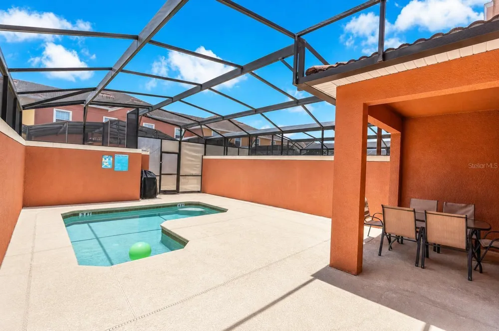 8956 CALIFORNIA PALM ROAD Kissimmee, FL 34747