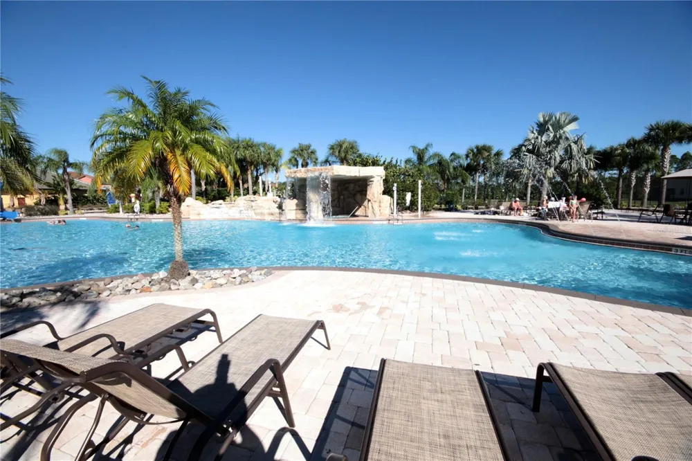 8956 CALIFORNIA PALM ROAD Kissimmee, FL 34747