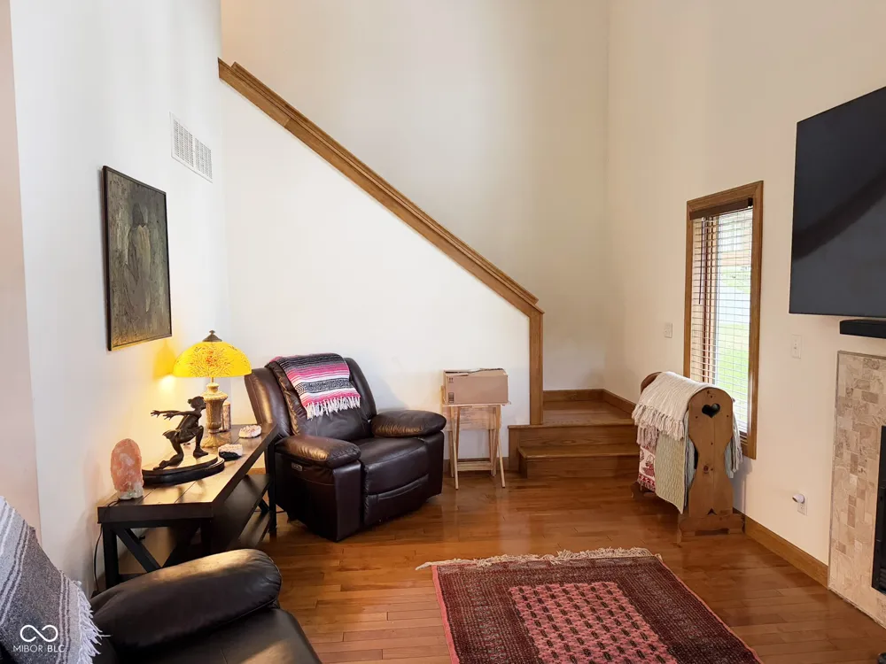 2370 S Oak Drive Rockville, IN 47872